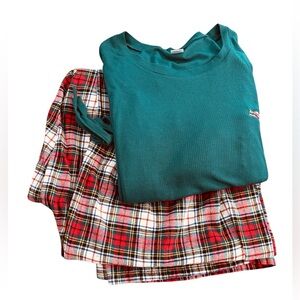 Liz Claiborne Pajama Set EUC